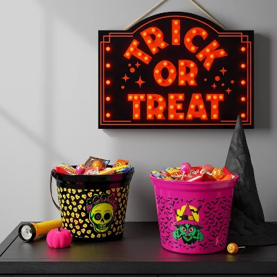 7.64" Skull Halloween Plastic Trick Or Treat Pail Black - Hyde And EEK! Boutiqueâ„¢