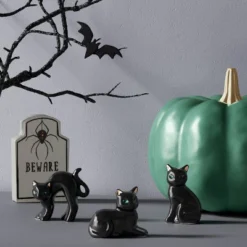 3pc Black Cats Mini Mantle Ceramic Decorative Accent Set - Hyde And EEK! Boutiqueâ„¢
