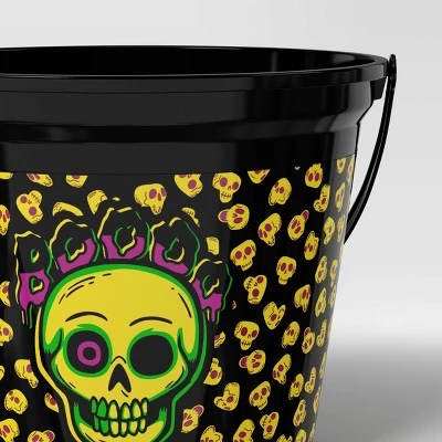 7.64" Skull Halloween Plastic Trick Or Treat Pail Black - Hyde And EEK! Boutiqueâ„¢ - Image 3
