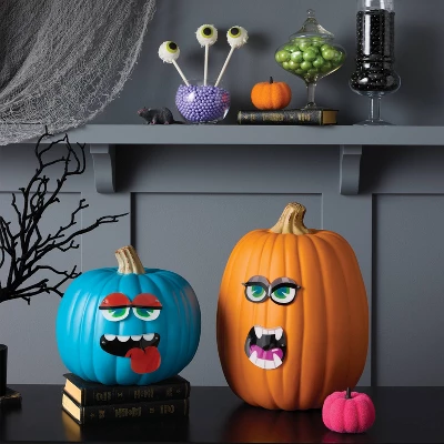 75pc Pumpkin Pusher Silly Face Halloween Decorative Prop Kit - Hyde And EEK! Boutiqueâ„¢