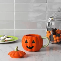 9.5 Fl Oz Jack-o-Lantern Mini Figural Mug With Lid - Hyde And EEK! Boutiqueâ„¢