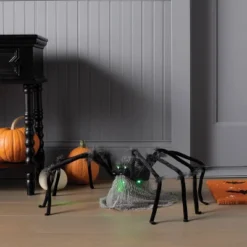30" Jumping Spider Halloween Decorative Prop - Hyde And EEK! Boutiqueâ„¢